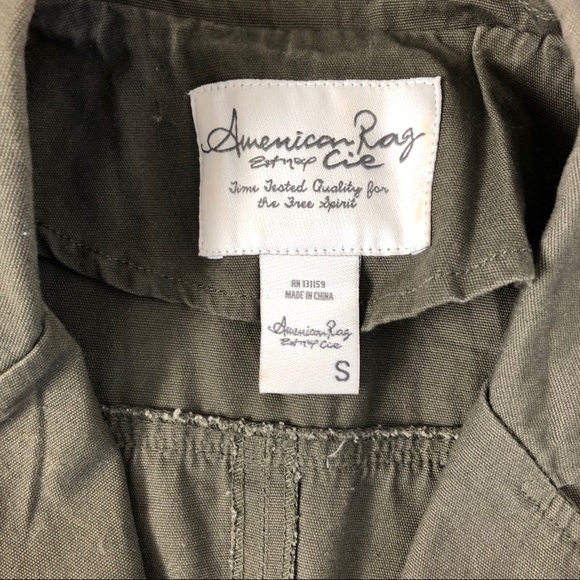 American Rag Vest - Picture 2 of 6